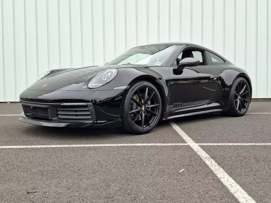 2024 Porsche 911 T photo 1