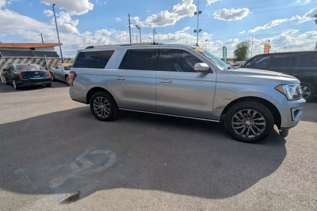 2020 Ford Expedition MAX Limited photo 1