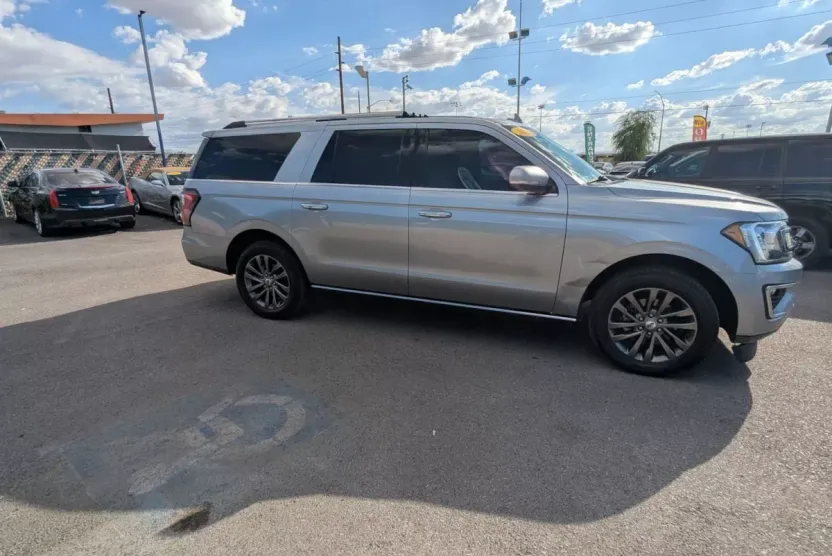 2020 Ford Expedition MAX Limited photo 1