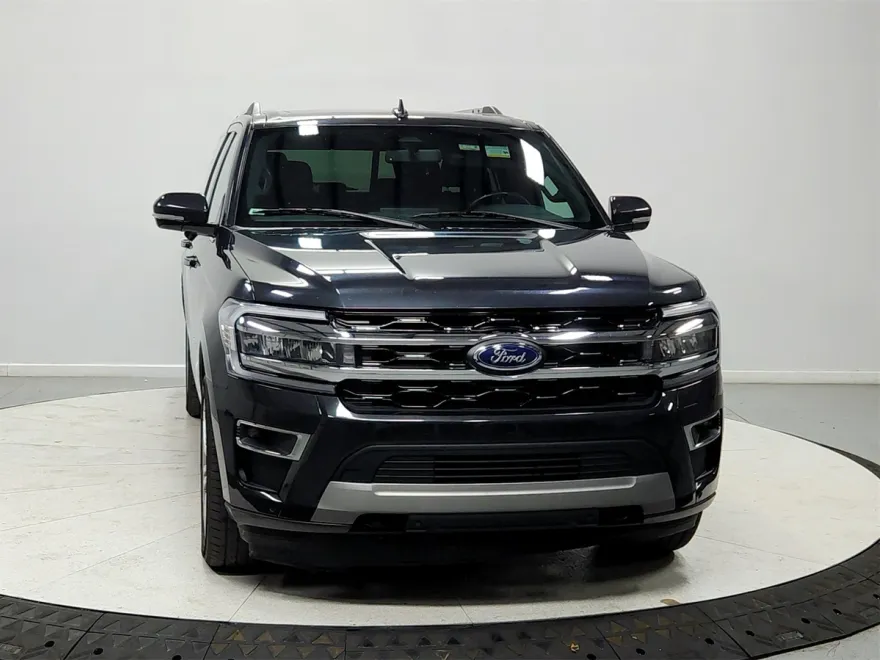 2023 Ford Expedition MAX Limited photo 1