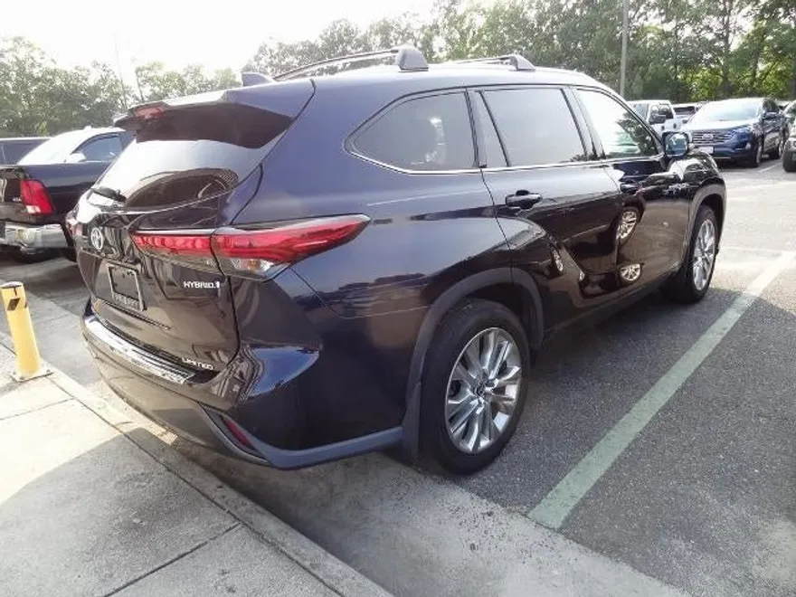 2020 Toyota Highlander Hybrid Limited photo 1