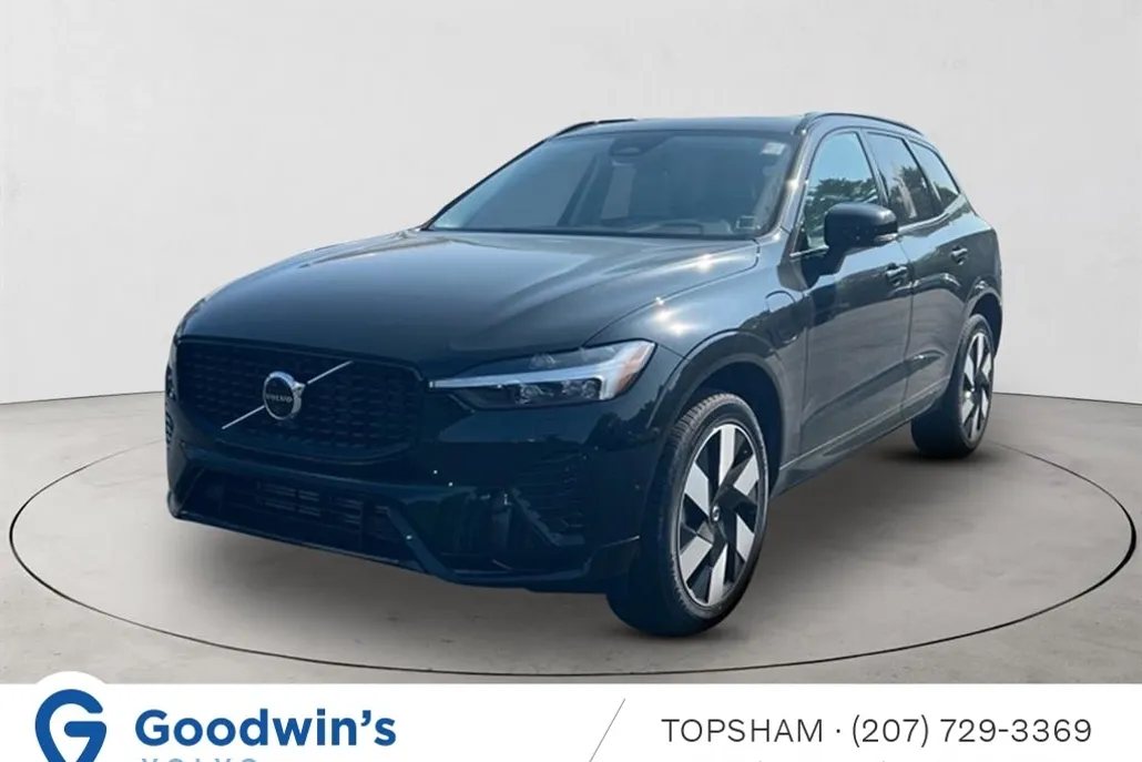 2025 Volvo XC60 T8 Plus photo 1