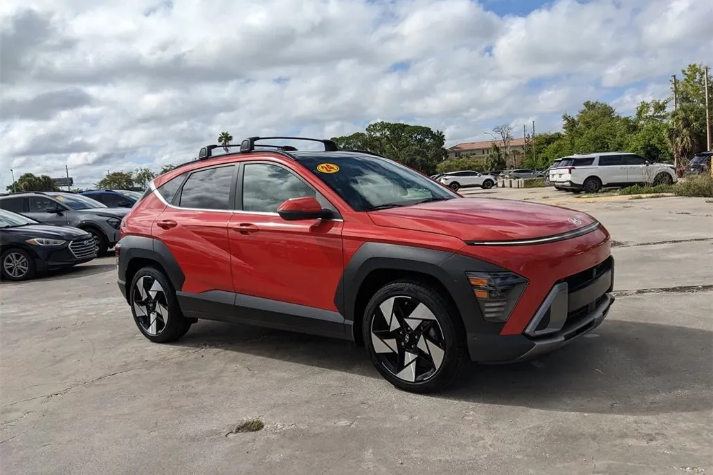 2024 Hyundai Kona Limited photo 1