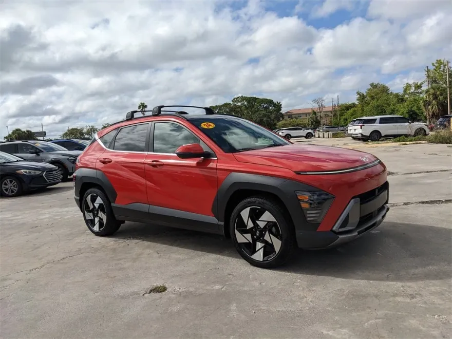 2024 Hyundai Kona Limited photo 1