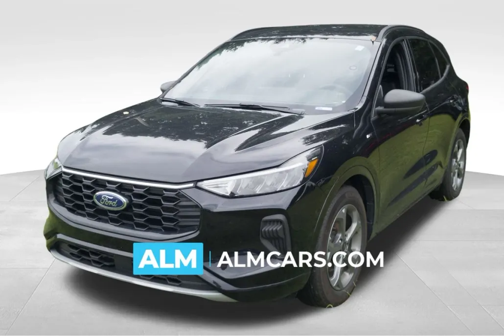 2024 Ford Escape ST-Line photo 1