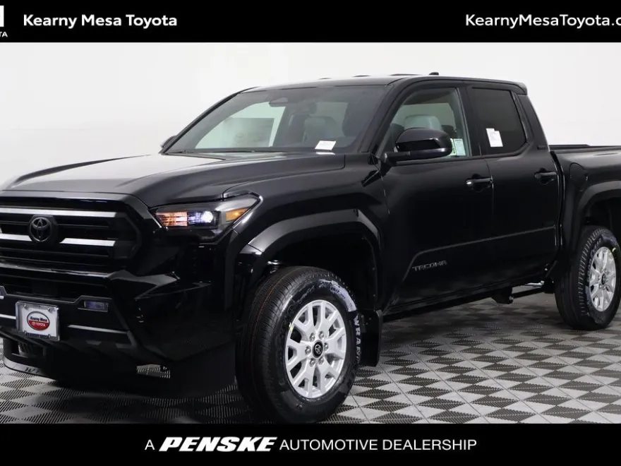 2025 Toyota Tacoma SR5 4x4 Double Cab photo 1