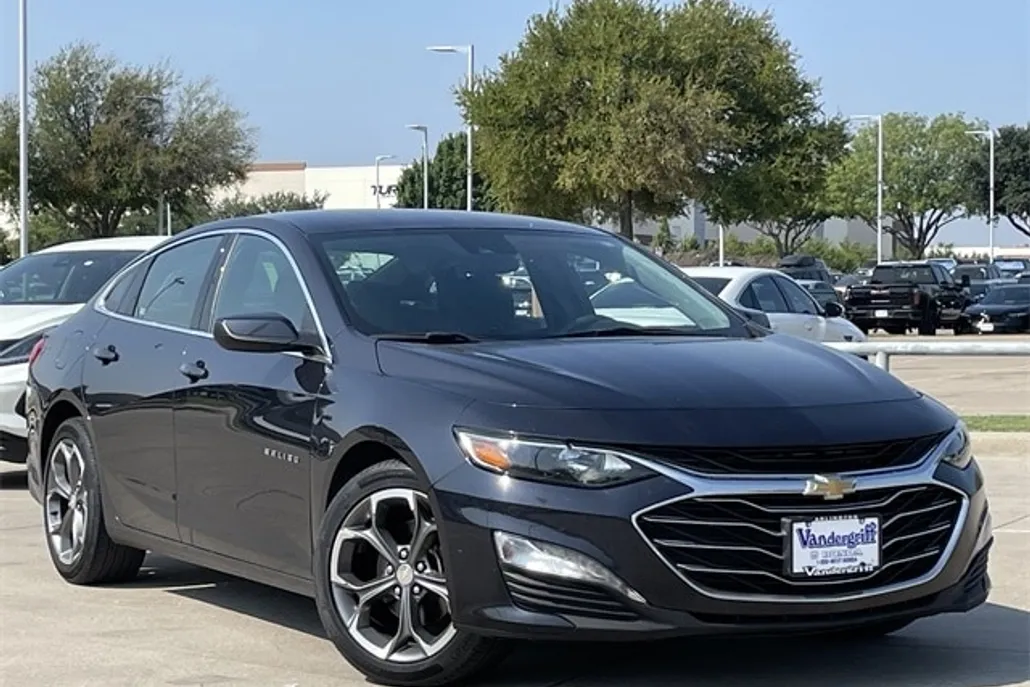 2023 Chevrolet Malibu 1LT photo 1