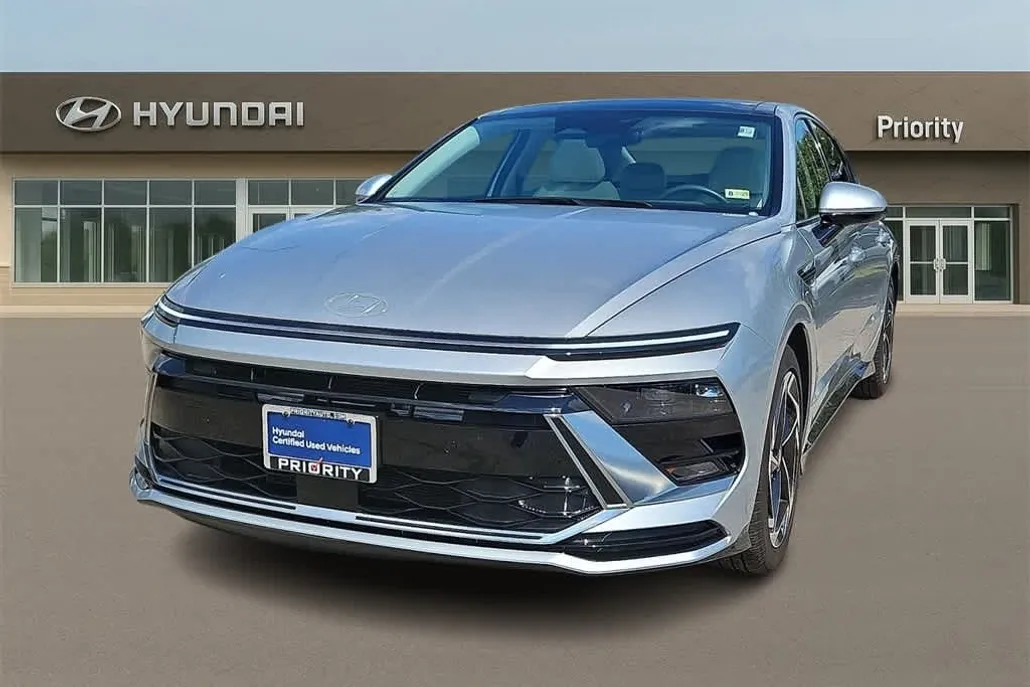 2024 Hyundai Sonata SEL Convenience photo 1