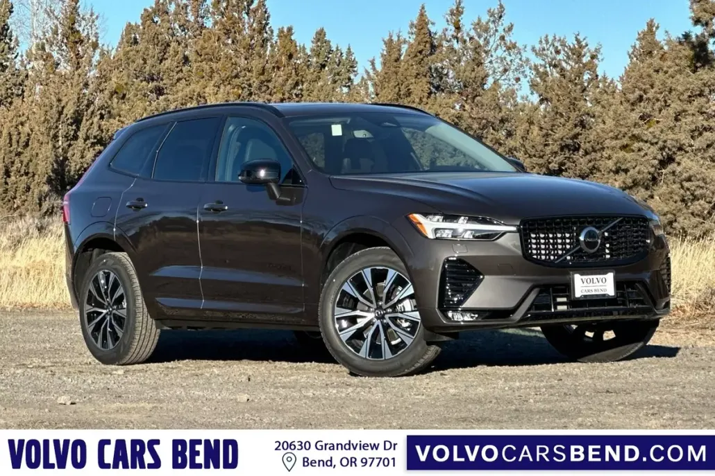 2025 Volvo XC60 B5 Core photo 1