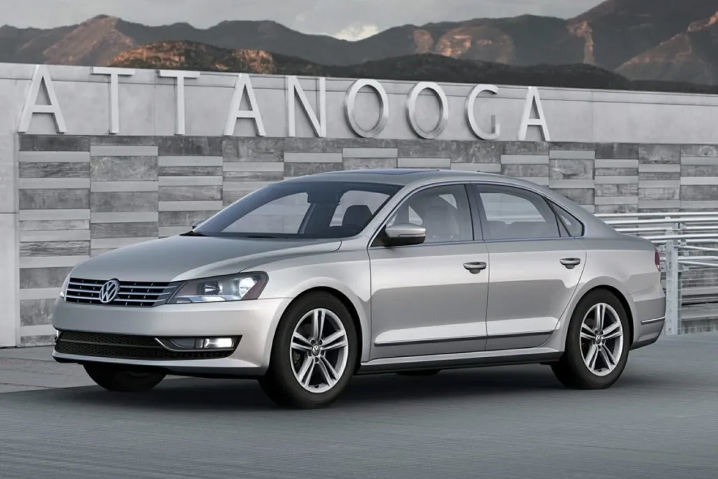 2013 Volkswagen Passat SE photo 1