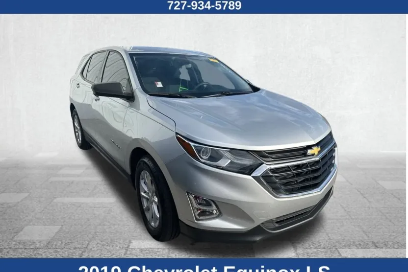2019 Chevrolet Equinox LS photo 1