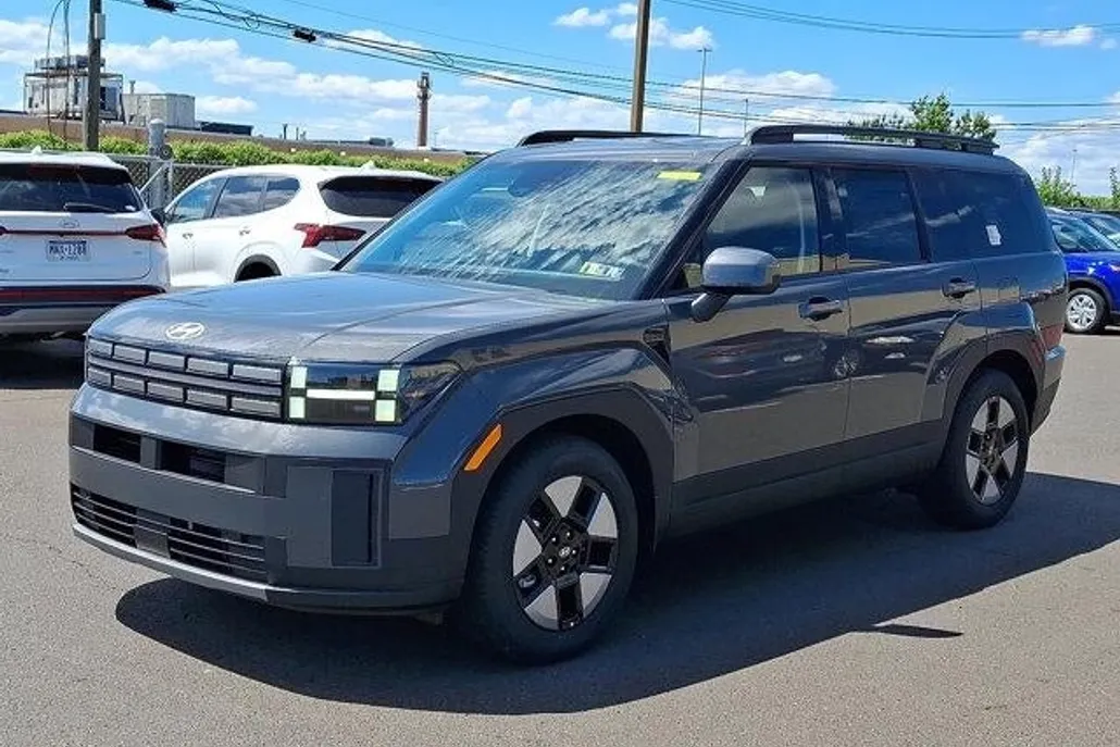 2026 Hyundai Santa Fe SEL photo 1