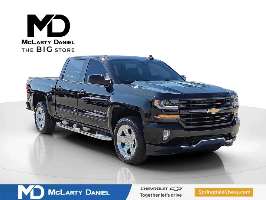 2016 Chevrolet Silverado 1500 LT photo 1