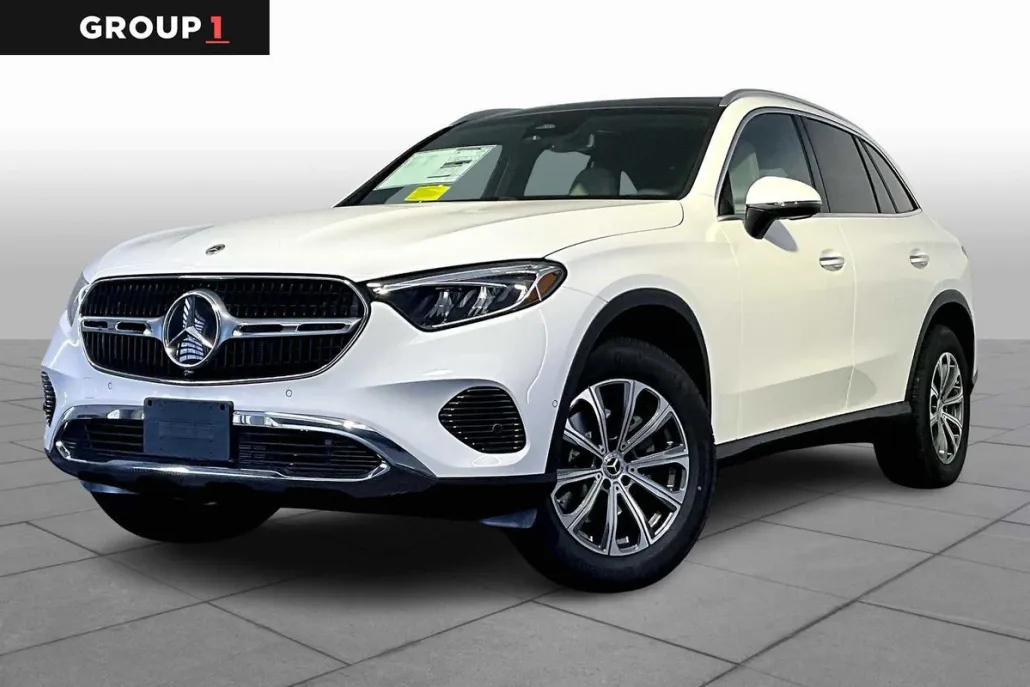 2026 Mercedes Benz GLC 300 4MATIC photo 1