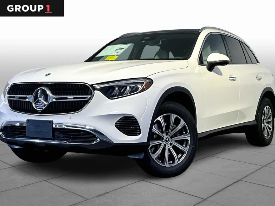 2026 Mercedes Benz GLC 300 4MATIC photo 1