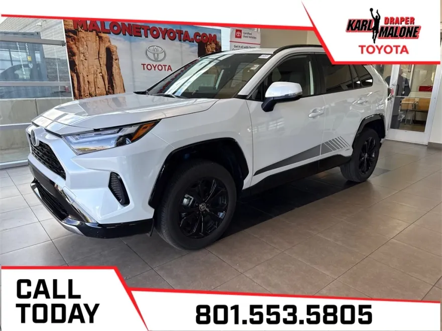 2025 Toyota RAV4 Hybrid SE photo 1