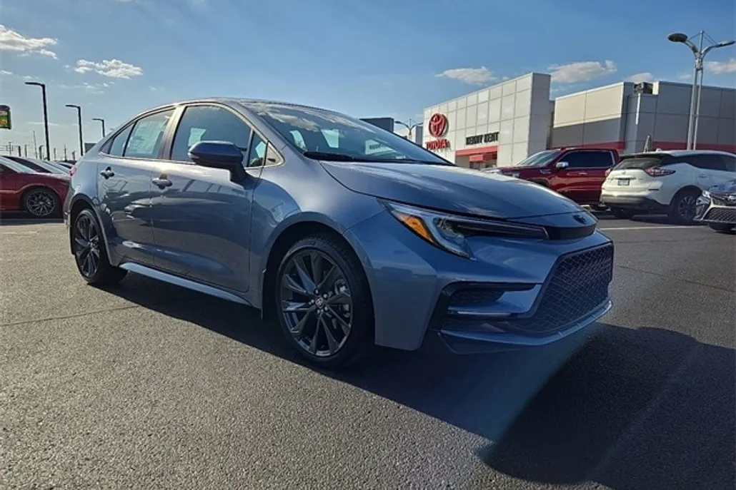 2026 Toyota Corolla SE photo 1