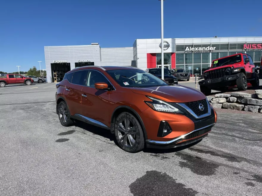 2021 Nissan Murano Platinum photo 1