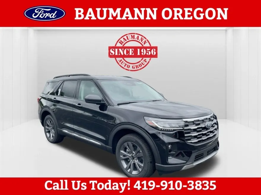 2025 Ford Explorer photo 1