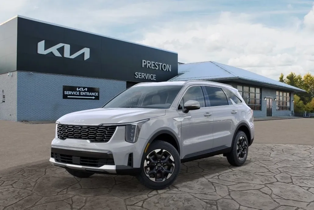 2025 Kia Sorento S photo 1