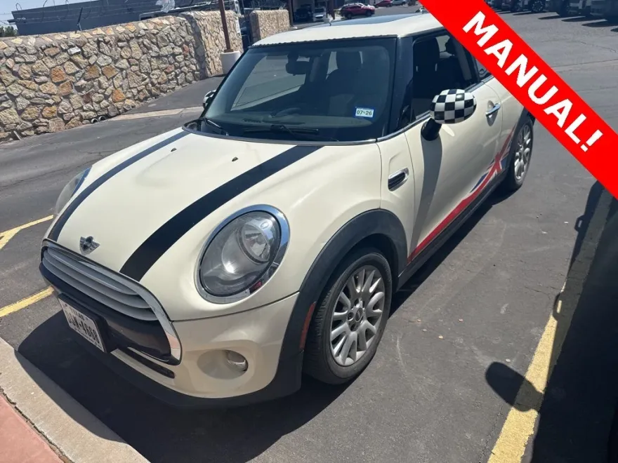 2014 Mini Cooper 2 Door Hardtop photo 1