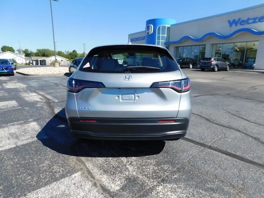 2025 Honda HR-V LX photo 1