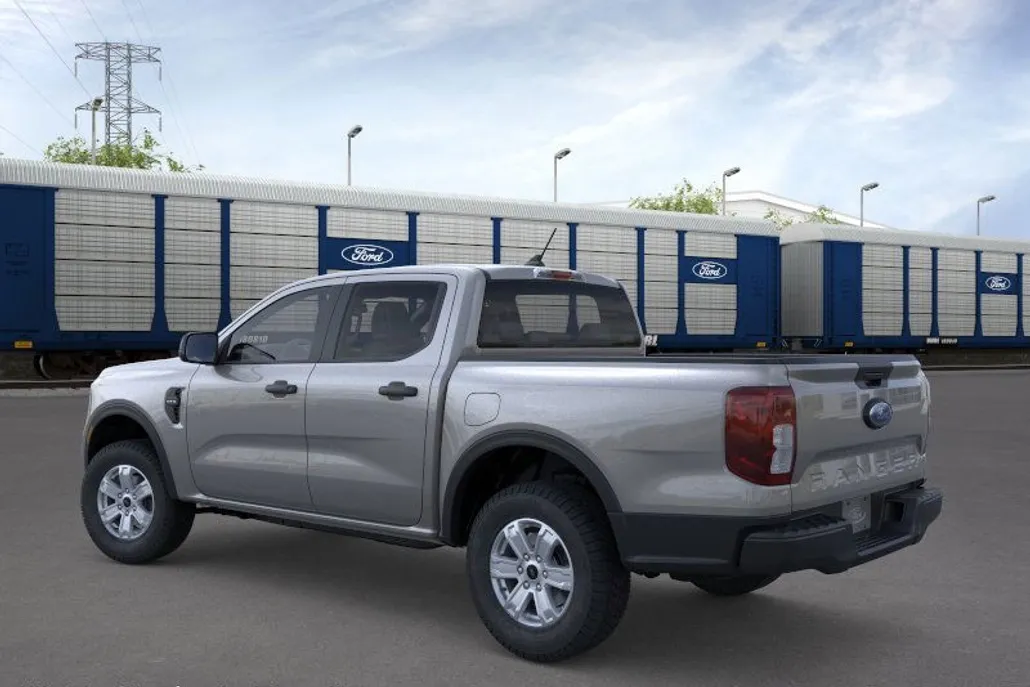 2025 Ford Ranger XL photo 3