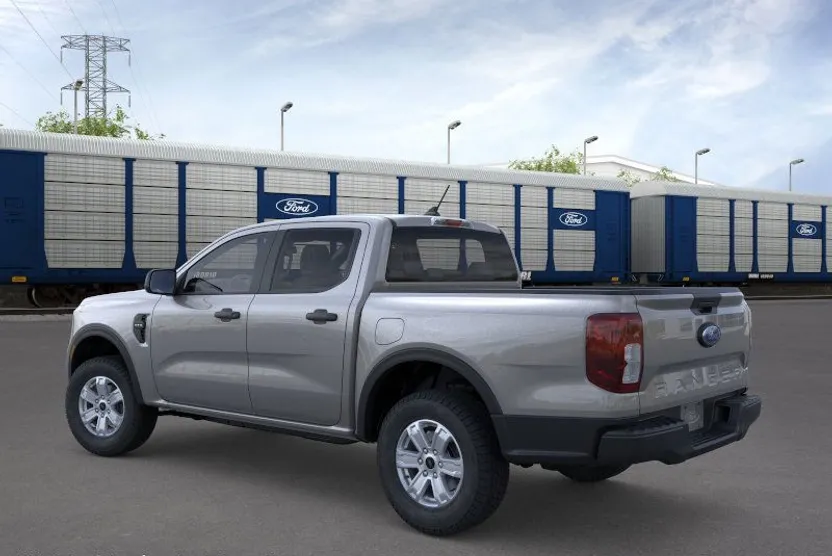 2025 Ford Ranger XL photo 3