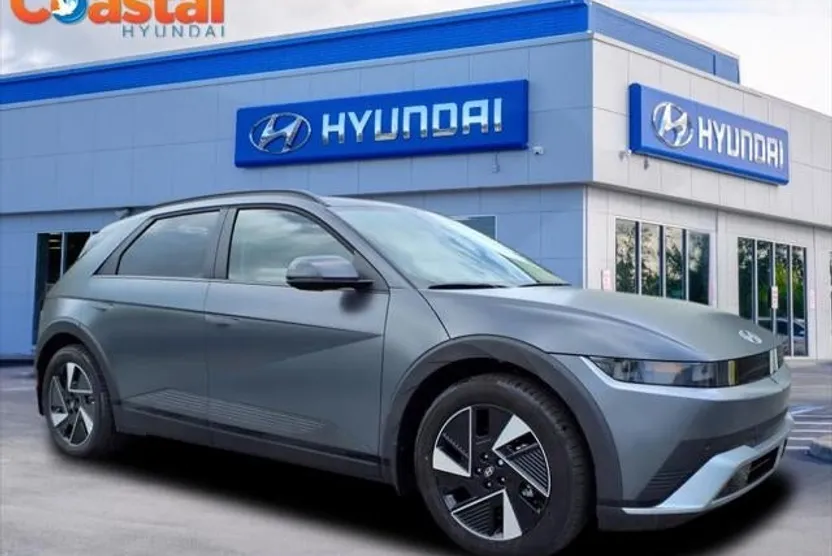 2025 Hyundai Ioniq 5 SEL photo 1