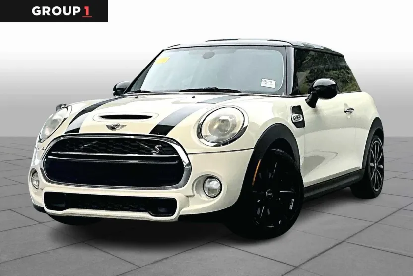 2015 Mini Cooper Hardtop S photo 1