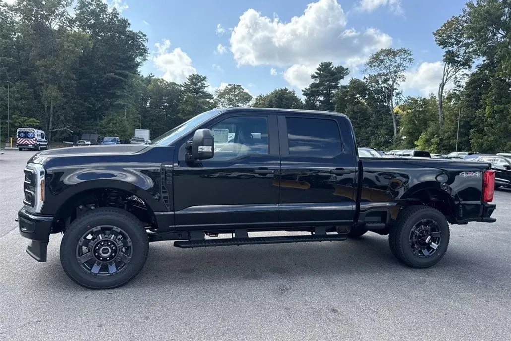 2026 Ford F-350 XL photo 1