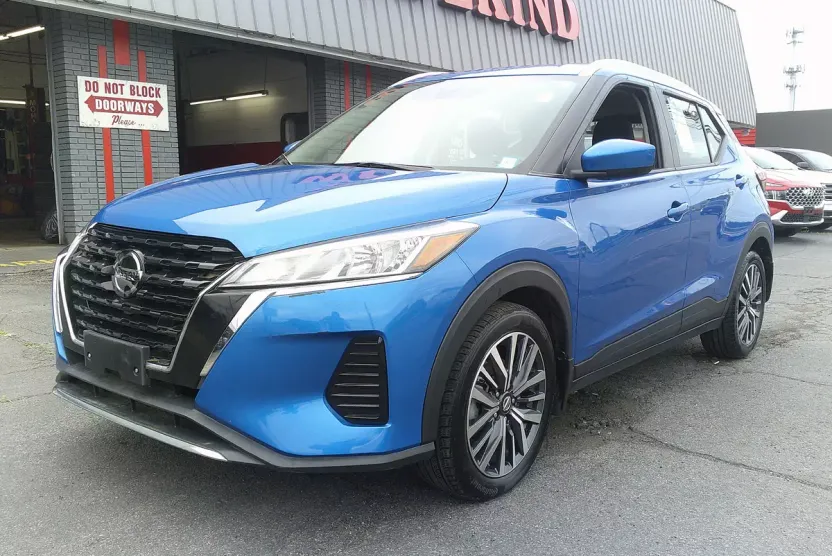 2021 Nissan Kicks SV photo 1