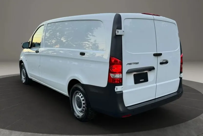 2021 Mercedes Benz Metris Cargo Van photo 1
