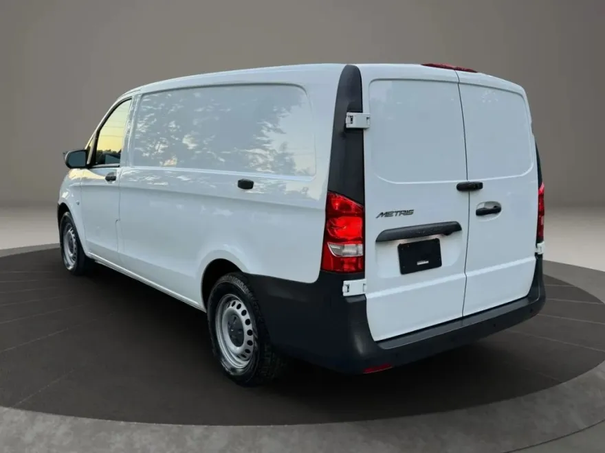 2021 Mercedes Benz Metris Cargo Van photo 1