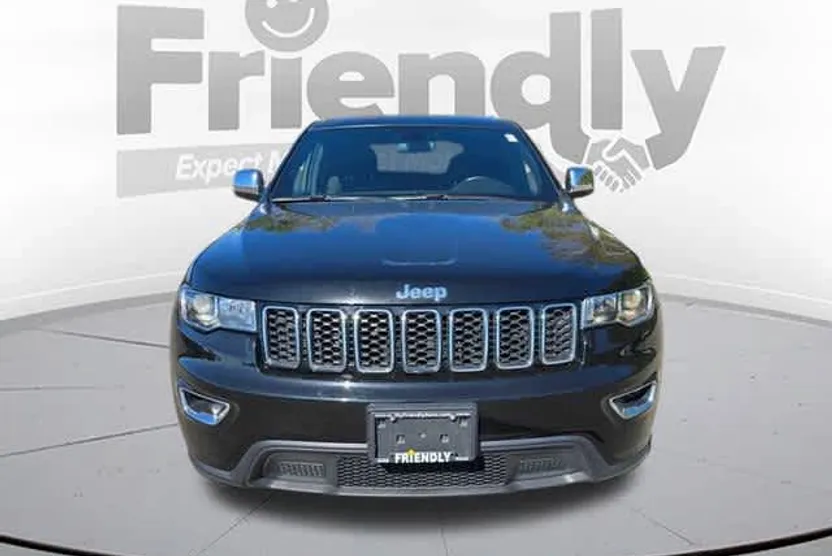 2021 Jeep Grand Cherokee Laredo E photo 1