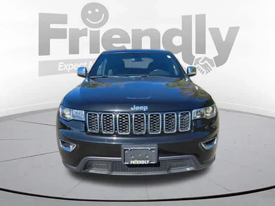 2021 Jeep Grand Cherokee Laredo E photo 1