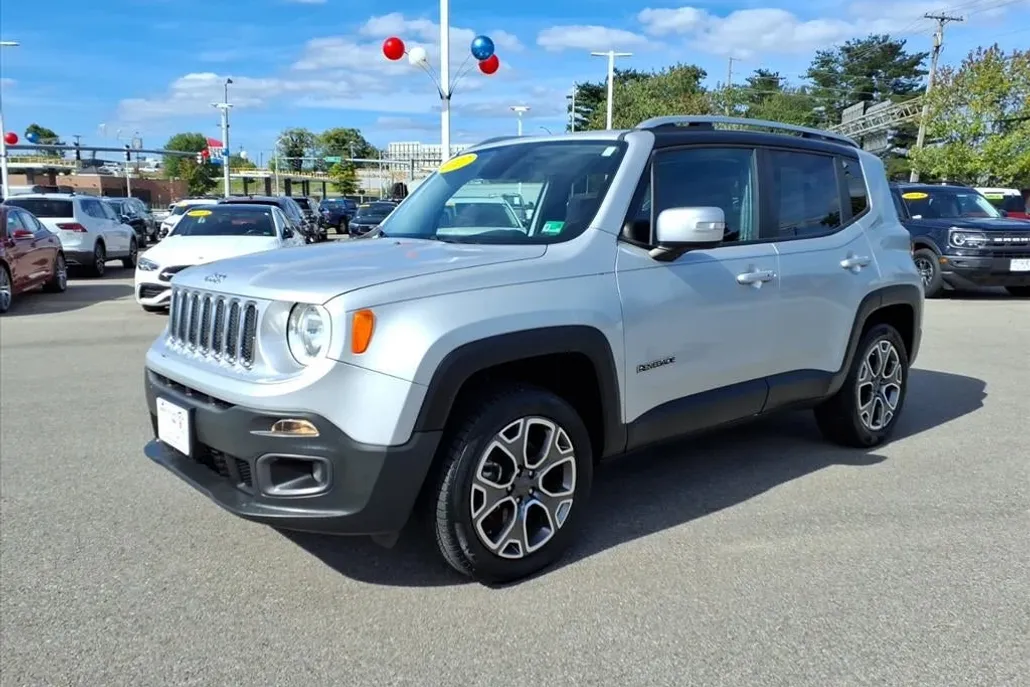 2017 Jeep Renegade Limited photo 1