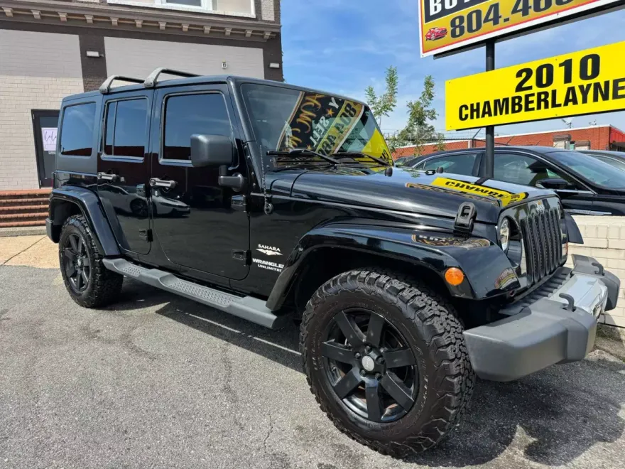 2013 Jeep Wrangler Unlimited Sahara Sport photo 1