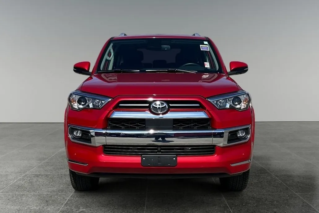 2023 Toyota 4Runner Limited photo 1