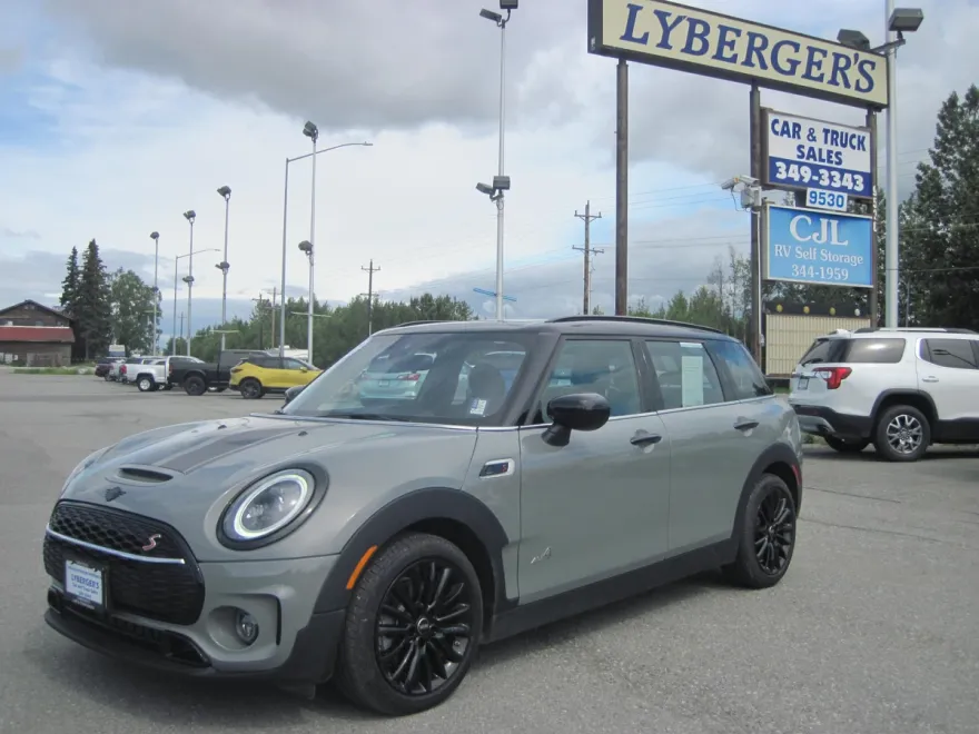 2022 Mini Clubman Base S photo 1
