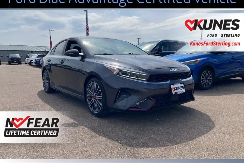 2022 Kia Forte GT photo 1