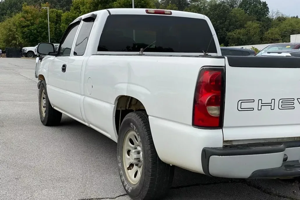 2007 Chevrolet Silverado 1500 Work Truck photo 1