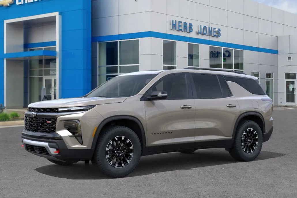 2026 Chevrolet Traverse Z71 photo 1