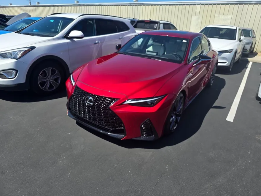 2023 Lexus IS 350 F SPORT photo 1