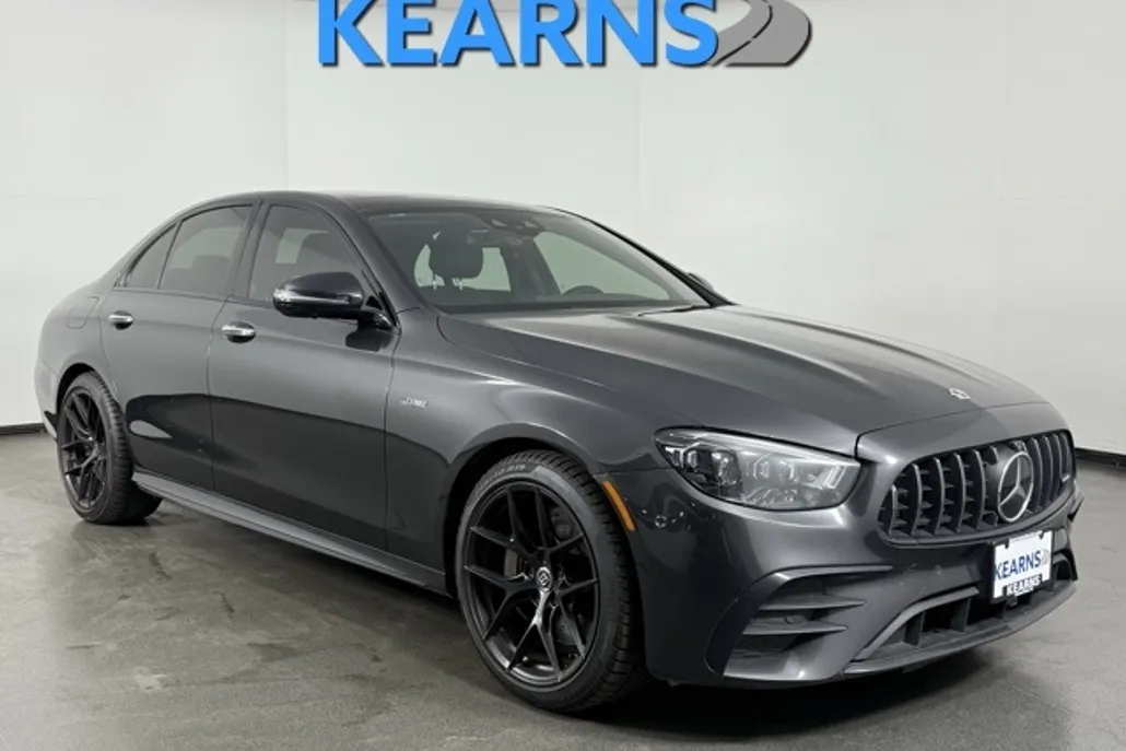 2022 Mercedes Benz E AMG 53 photo 1