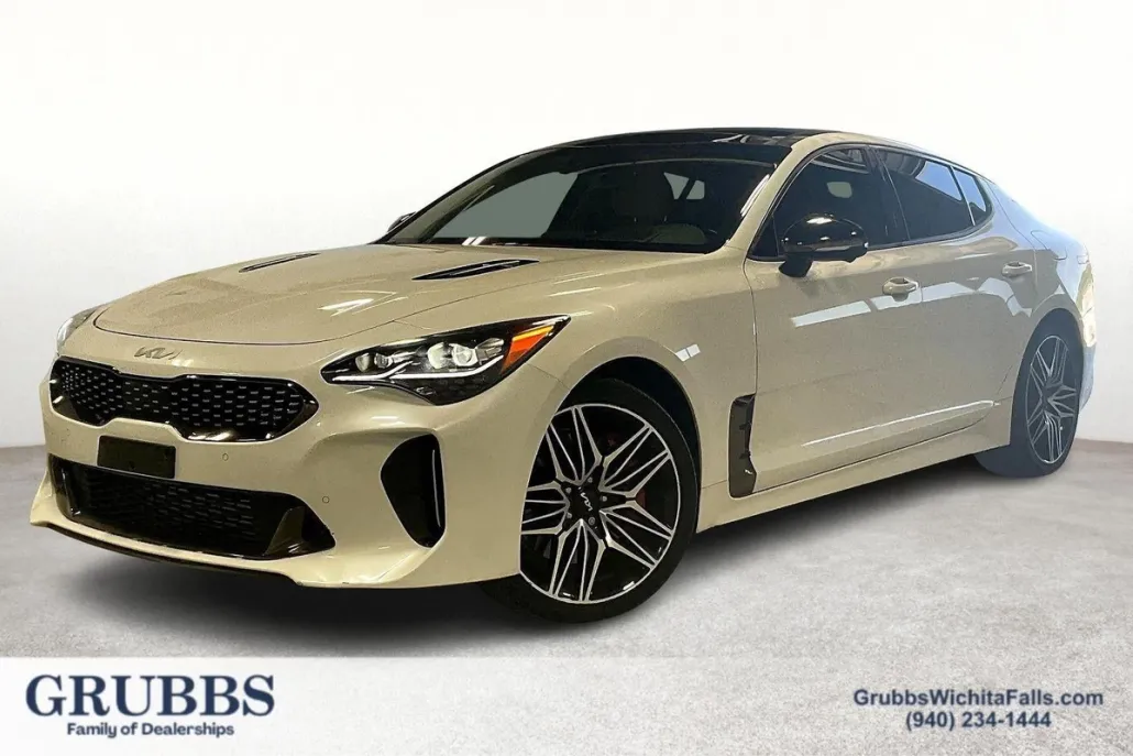 2023 Kia Stinger GT2 photo 1