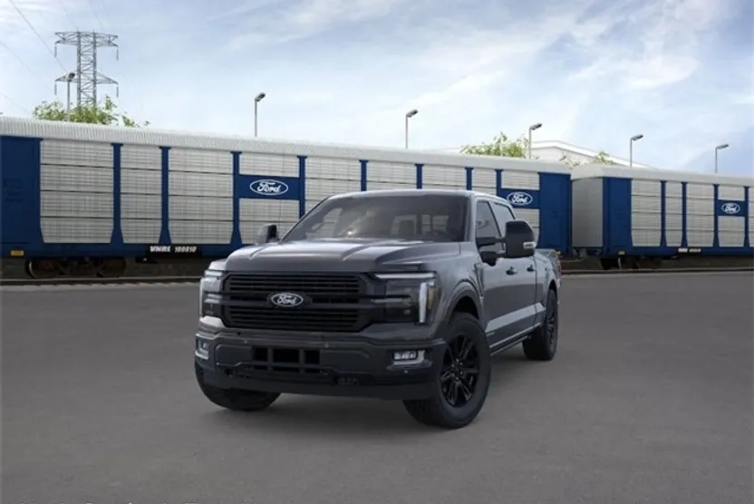 2025 Ford F-150 Platinum photo 1