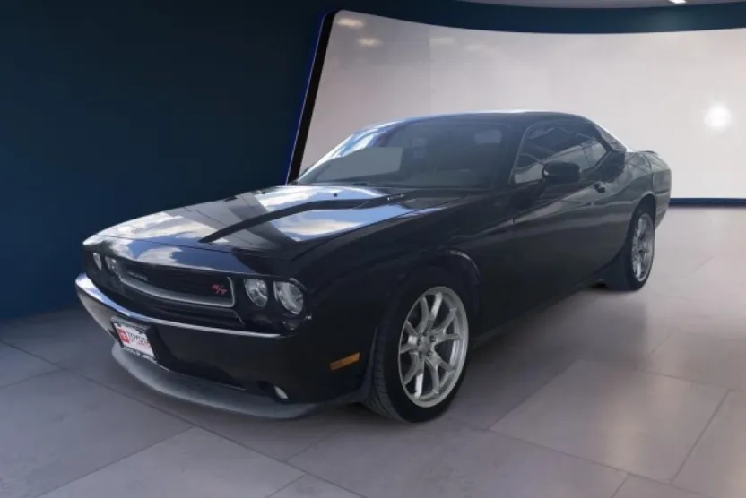 2014 Dodge Challenger R/T photo 1
