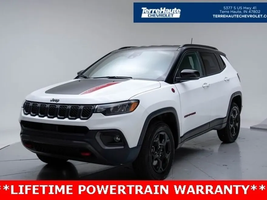 2024 Jeep Compass Trailhawk photo 1