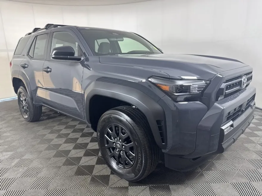 2025 Toyota 4Runner SR5 photo 1